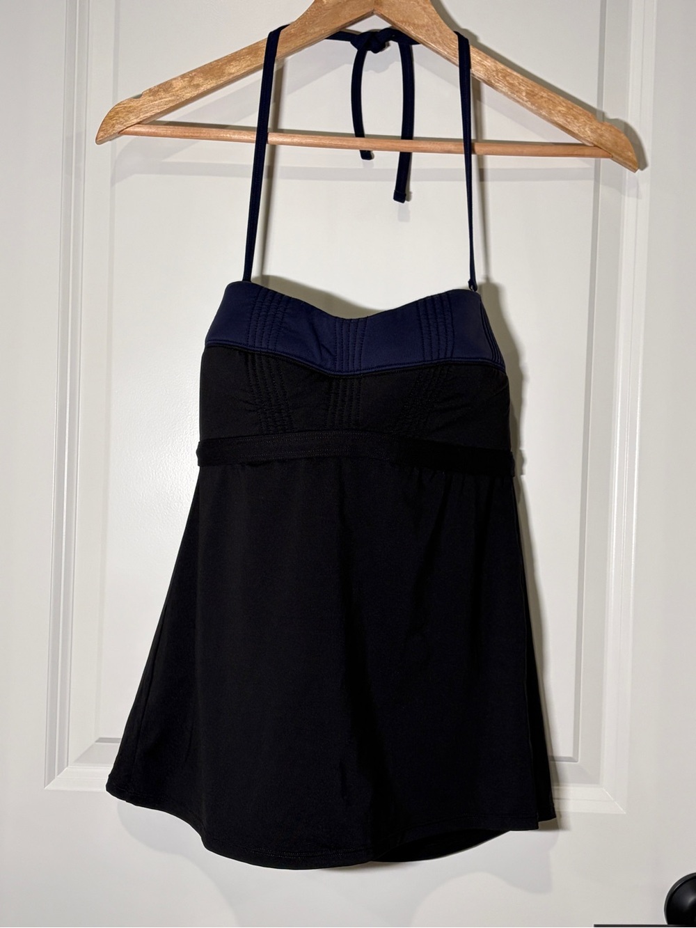 Athleta‎ Colorblock Halter Swim Tankini Top Black Navy Blue Medium